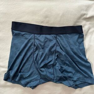 Men's in Navy and Black